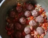 Foto del paso 2 de la receta: Arroz con mini albóndigas