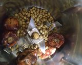 A picture of step 1 of Kadhai paneer.