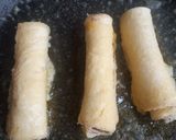 Foto langkah ke 6 dari resep Strawberry Chocolate french Toast Roll ups.