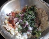 A picture of step 2 of Aloo kulcha.