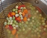 Foto del paso 3 de la receta: Arroz colorido con arvejas secas