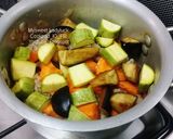 Foto langkah ke 2 dari resep Ayam Cincang Sayur Arabian.