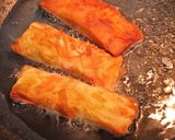 Foto del passaggio 5 della ricetta Involtini primavera con salsa agrodolce