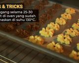 Foto langkah ke 5 dari resep Kue Semprit Devina Hermawan.