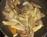 Foto del paso 1 de la receta: Revuelto de setas y jamón serrano