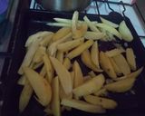 Foto del paso 1 de la receta: Bifes con patatas al horno con caldo