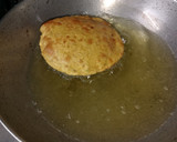 उडद दाल की मसाला पूरी (Udad dal Masala Poori recipe in hindi) रेसिपी चरण 3 फोटो