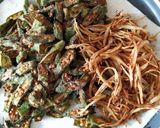 A picture of step 3 of Crispy bhindi fry.