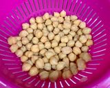 Foto del paso 2 de la receta Ensalada de garbanzos con atún