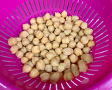 Foto del paso 2 de la receta: Ensalada de garbanzos con atún