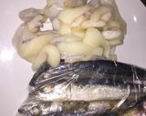 Foto langkah ke 2 dari resep Pepes Cumi Pindang Ikan Kembung.