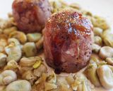 Foto del paso 15 de la receta: Carrilleras caramelizadas con habitas encebolladas a la menta