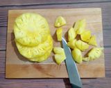 Foto langkah ke 2 dari resep Manisan rambutan dan nanas.