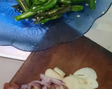 Foto langkah ke 2 dari resep Dendeng Lambok (basah) Lado Mudo (Lado di iris).