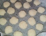 Foto del passaggio 3 della ricetta Biscotti morbidi al cocco