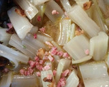Foto del paso 4 de la receta: Tronquitos de acelgas al ajillo