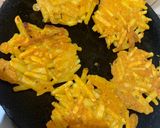 A picture of step 2 of Potato wedges pancakes.