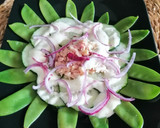Foto del paso 7 de la receta: Ensalada de tirabeques con atún y vinagreta de yogurt