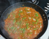 Foto del paso 5 de la receta: Ejotes con tocino y huevo estrellado en salsa 🥓🍳