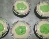 Foto langkah ke 4 dari resep Bolu kukus cup pandan lembut.
