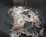 A picture of step 7 of Honey chilli potato.