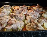 Foto del paso 4 de la receta: Bifes de pollo sobre vegetales anillados