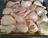 Foto del paso 3 de la receta: Pollo🍗 al horno
