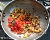 A picture of step 3 of Potato  Egg  Bhurji.