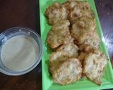 Foto langkah ke 3 dari resep Goreng bakwan sambal kacang/su'uk (khas Ramadan di Subang).