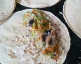 Foto del paso 2 de la receta: Quesadillas de flor de calabaza con champiñones 🌺🍄