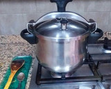 Foto del paso 6 de la receta: Alubias blancas con habitas tiernas orgánicas