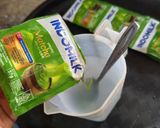 Foto langkah ke 2 dari resep Coconut Cream Matcha Lava.