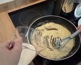 Foto del paso 4 de la receta: Gallina guisada con bechamel receta típica de Galicia