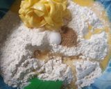 Foto langkah ke 1 dari resep Pastel mini isi abon Lembut dan Renyah.