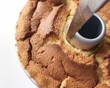 Foto langkah ke 18 dari resep Matcha Marble Chiffon Cake.