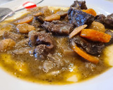 Foto del paso 11 de la receta: Estofado de venado con setas sobre puré de patatas