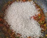 Foto del paso 3 de la receta: Risotto de gambones 🦐 con especies