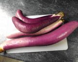A picture of step 1 of Purple Eggplant with Mushrooms and Avocado.