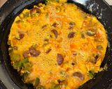 Zöldséges-kolbászos omlett (Brunch 3.) recept fázis 3 fotója