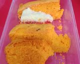 Foto langkah ke 8 dari resep Cake Merah Putih with Strawberry Jam.
