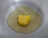 A picture of step 2 of Beetroot Halwa.