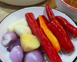 Foto langkah ke 1 dari resep Enoki Tomyum Pedas.