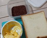 Foto langkah ke 1 dari resep Roti Bakar Simpel Isi Coklat.