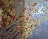 Foto langkah ke 3 dari resep Nasi Goreng Ikan Asin Kecombrang.
