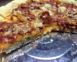 Foto langkah ke 7 dari resep Homemade teflon Pizza.