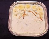 A picture of step 2 of Instant Oats Banana smoothie bowl (no cook recipe).