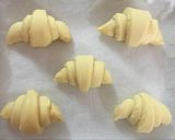 A picture of step 7 of Croissant with Margarine.