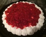 Foto del paso 9 de la receta: Torta de merengue frutilla (torta helada)