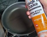 A picture of step 6 of Fluffy Japanese Pancakes.