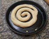 Foto del paso 4 de la receta: Ensaimada con manteca